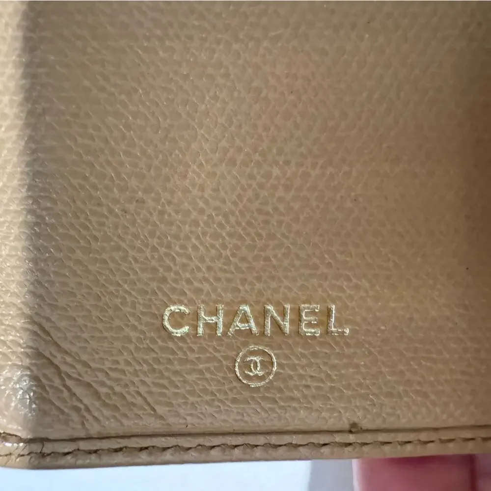 CHANEL good all